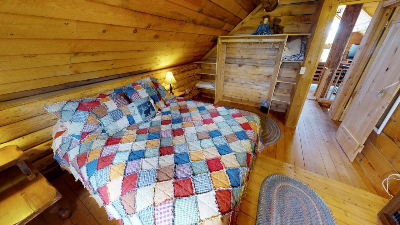 Canyon View Family Cabin, Deck, Tv Room, Games, Bbq, Campfire Monticello Exterior foto